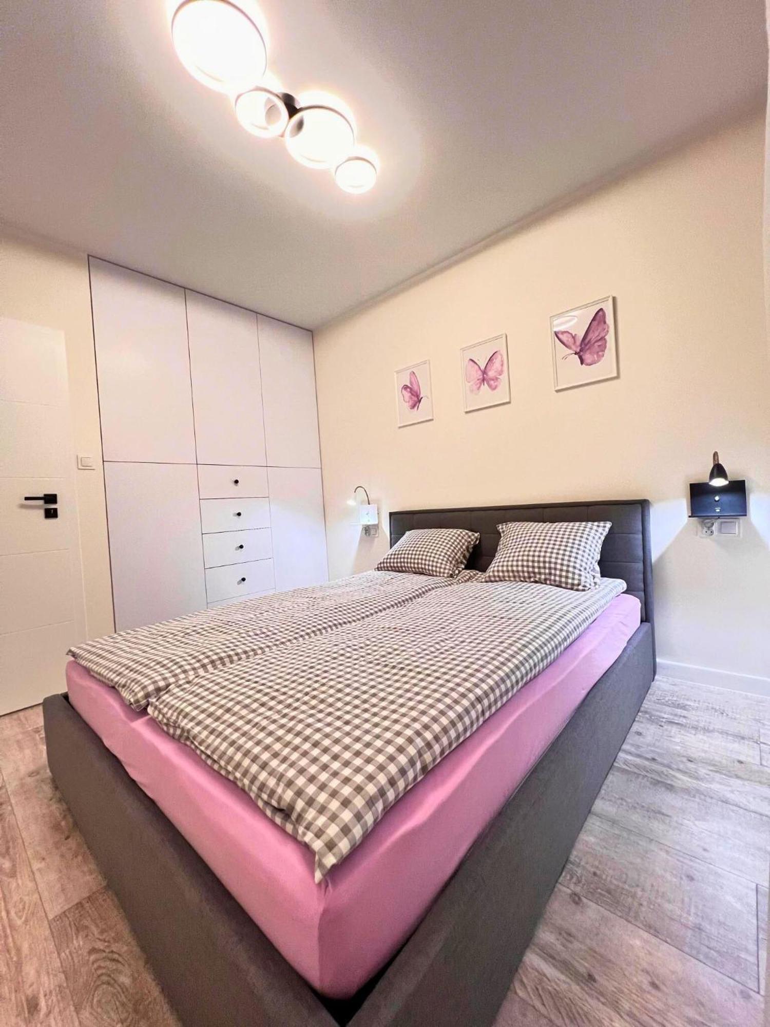 Apartament Purple Poznań Kültér fotó